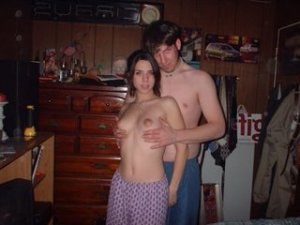 Loganne rencontre sexe Lannilis, 29